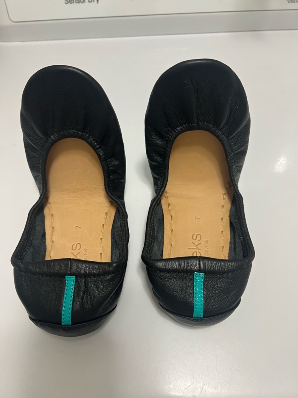 Tieks Black Leather Ballet Flats with Teal Heel Tab